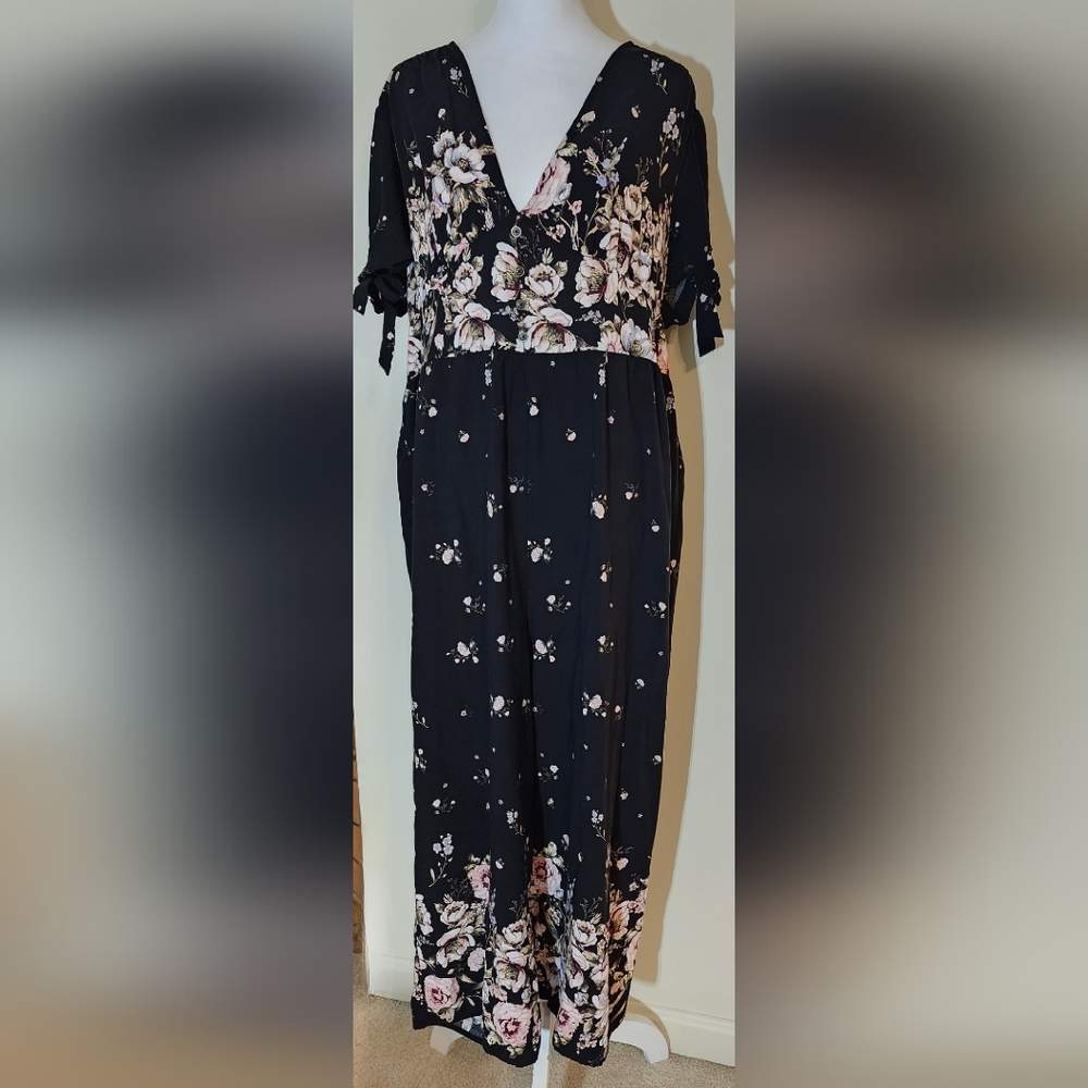 Xhilaration Floral Black and Pink Jumper Romper Women's Size XXL